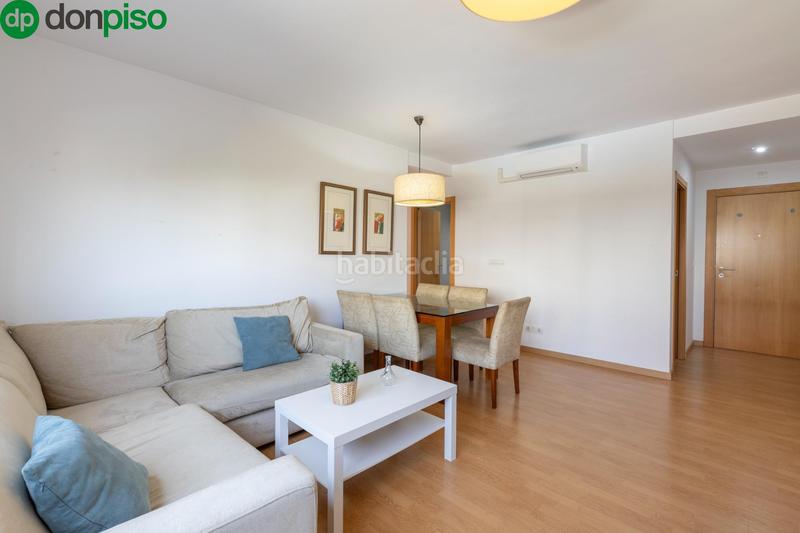 Foto 5542bc9c-13dc-4014-b8d8-c33e1aa9de94. Pis a calle jarnique 16 a Carretera de Granada-La Alcazaba Alhendín