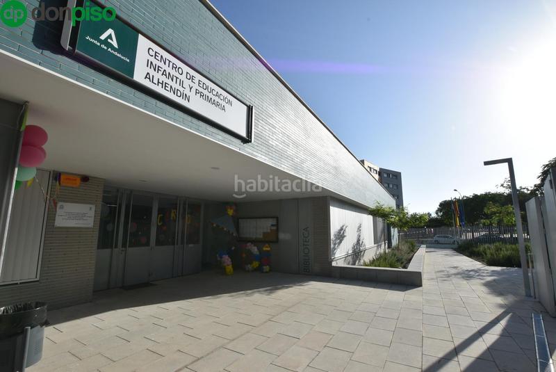 Foto bba4c334-dec5-4ee6-b96b-3a4b03d1ecc2. Pis a calle jarnique 16 a Carretera de Granada-La Alcazaba Alhendín