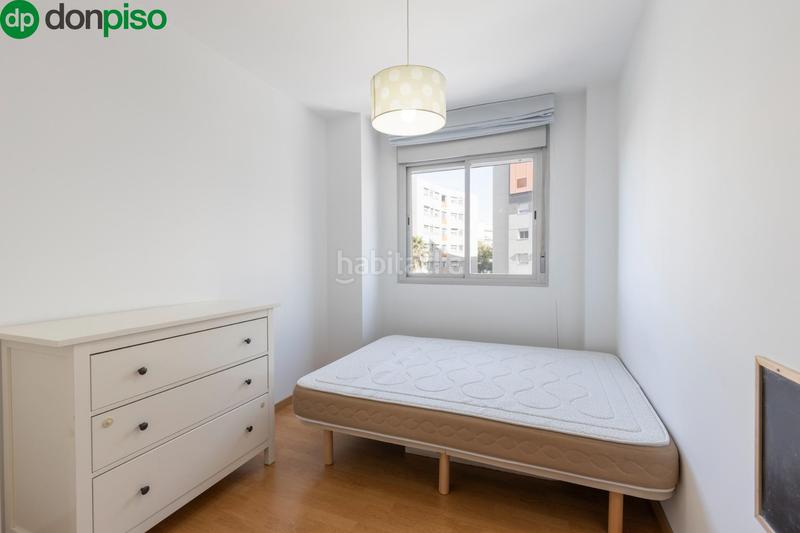 Foto cf0bf33b-badb-4c04-8328-45b8ad367b01. Pis a calle jarnique 16 a Carretera de Granada-La Alcazaba Alhendín