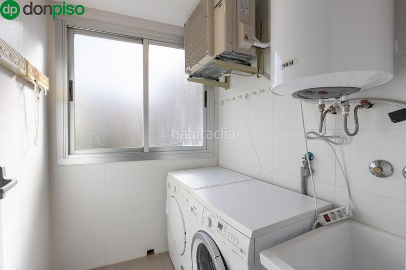 Foto e013887d-4d35-44bd-a57f-1e1f18cc6c2c. Pis a calle jarnique 16 a Carretera de Granada-La Alcazaba Alhendín