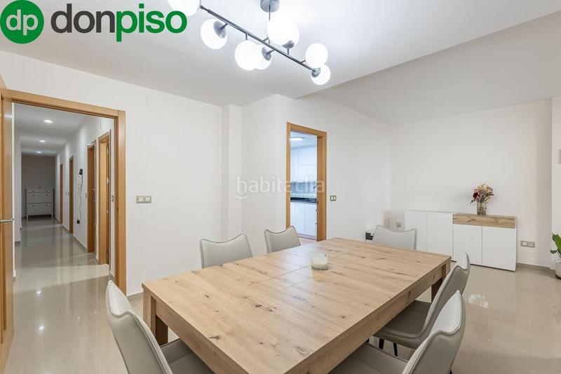 Foto c867d000-e6d7-4c0b-88c9-5cf922d7a886. Appartamento in calle de pablo iglesias 13 in Padul