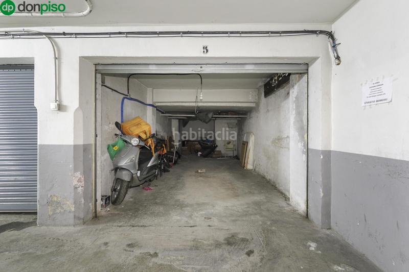 Foto 871bb32e-76a2-4f3d-b2b4-c09b7eb76e5c. Parking voiture dans San Ildefonso Granada