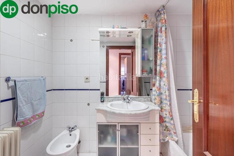 Foto 8bb848ce-ebdb-4397-adbf-b578188456c5. Etagenwohnung mit heizung parking in Joaquina Eguaras Granada