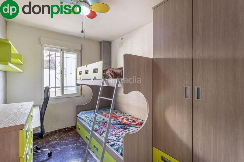 Foto 3dcb2ab4-e10b-4c3c-bd00-be8c443255e9. Appartamento in calle campanario 13 in Cájar