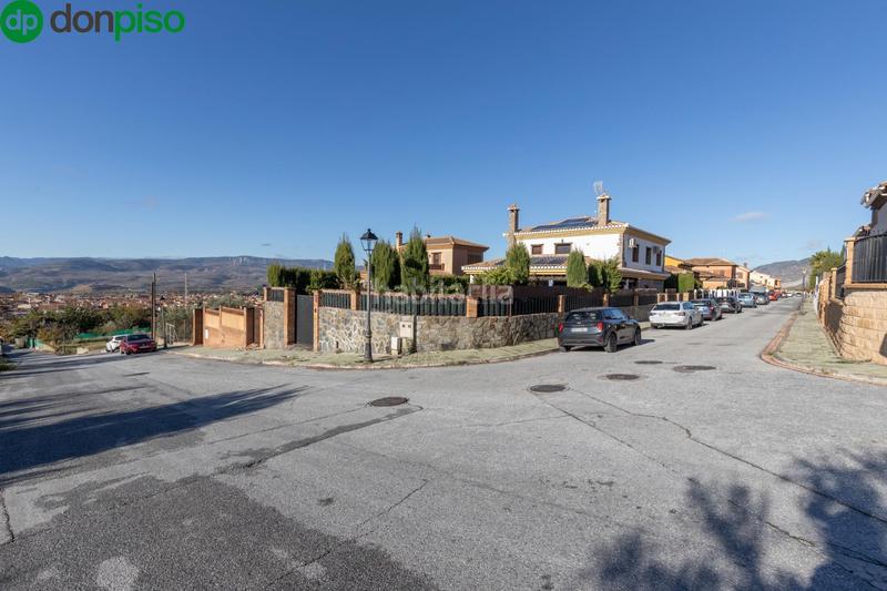 Foto c5eac264-2b30-4fad-8b3e-97f54ab4a8b9. Xalet amb calefacció aparcament piscina a Dúrcal