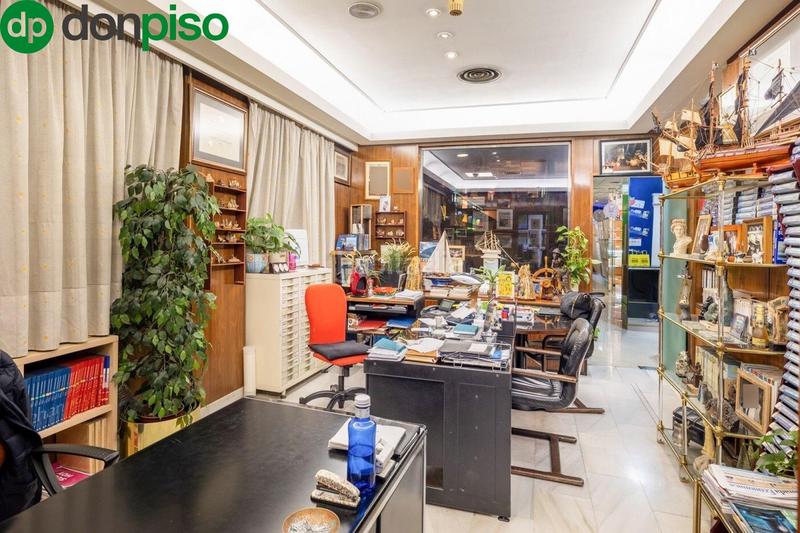 Foto 02bae1db-7728-4494-8247-da9d3be7ca4e. Locale commerciale in Camino de Ronda Granada