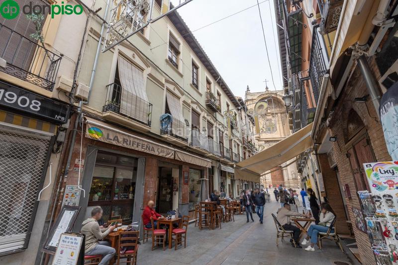 Foto 7434d29d-7793-40e4-b050-eec853e91ff6. Attico in Centro - Sagrario Granada