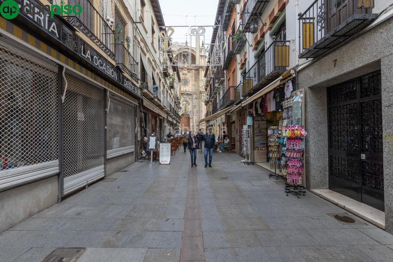 Foto c1a23b5b-fe61-4451-87c7-b1a898bb9953. Attico in Centro - Sagrario Granada