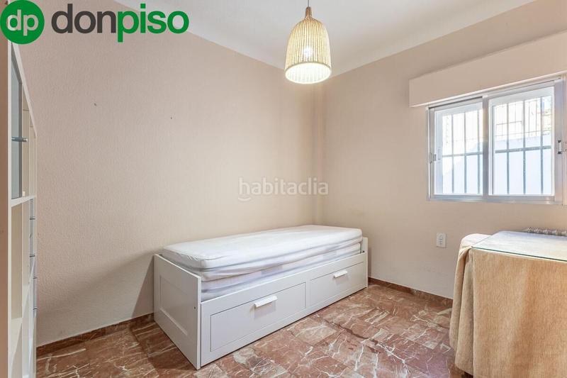 Foto 2953dd4c-bfbc-4b25-ba61-ae24cc40abb2. Casa adossada amb calefacció a San Francisco Javier Granada