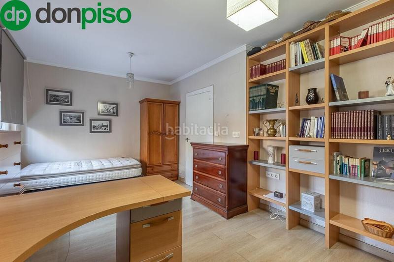 Foto 356635f6-fffb-4f96-9b00-2303ad6e5845. Casa adossada amb calefacció a San Francisco Javier Granada