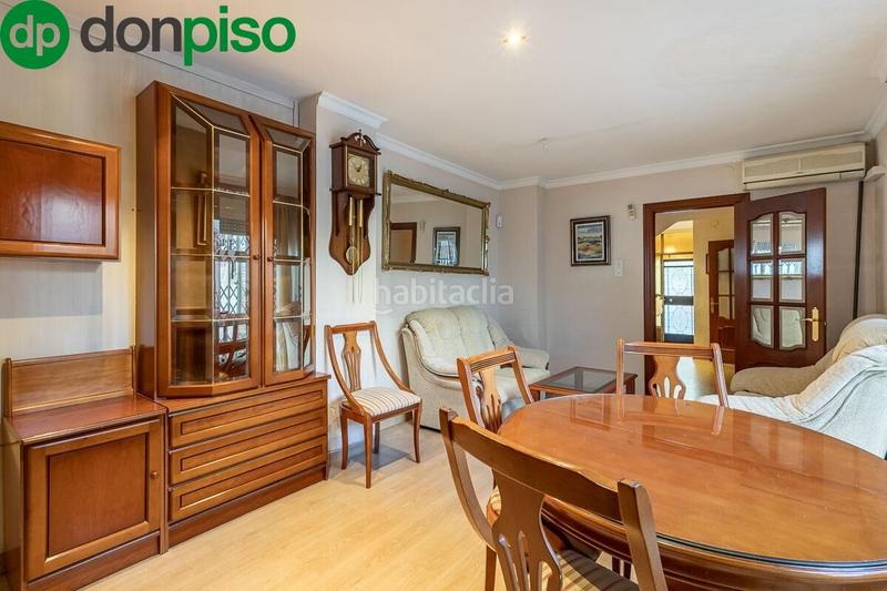 Foto 8d4f1b22-bf10-4dda-9906-ef7190916e98. Casa adossada amb calefacció a San Francisco Javier Granada