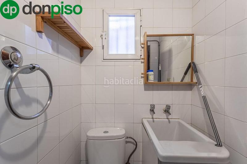 Foto f2c77361-a4c0-4d77-8dc8-e3ed96b92f54. Casa adossada amb calefacció a San Francisco Javier Granada