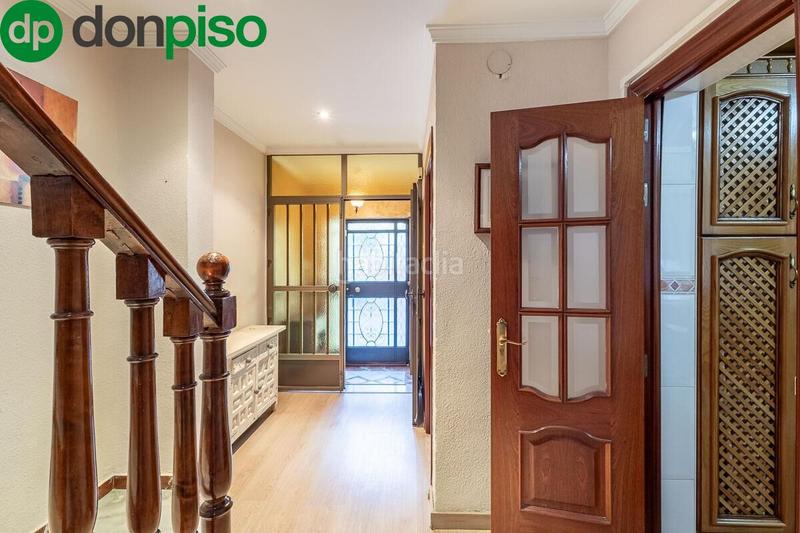 Foto fdbaf7c6-9ce8-4a52-b39a-d6eeb8d76fb9. Casa adossada amb calefacció a San Francisco Javier Granada