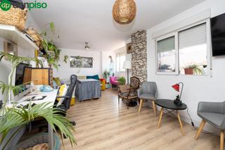 Appartement  Calle joaquina eguaras 11. Oportunidad única en granada! piso amplio y luminoso cerca de al