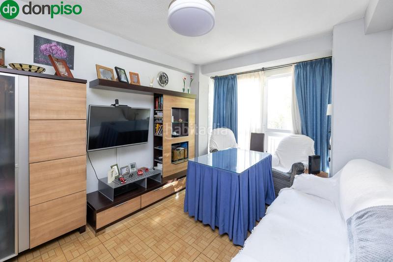 Foto aa3c8418-fc9f-4b86-8f50-6b5859816e42. Flat in Barrio de Zaidín Granada