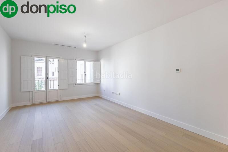 Foto 5f498940-bf0e-41f0-9edd-5daf1ec688de. Pis a Barrio de Albaicín Granada