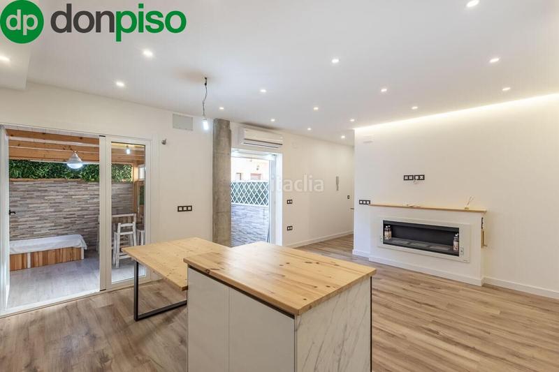 Foto 294e5a95-2af7-4664-9dcc-24653138d0b9. Flat with heating parking pool in San Antón Armilla