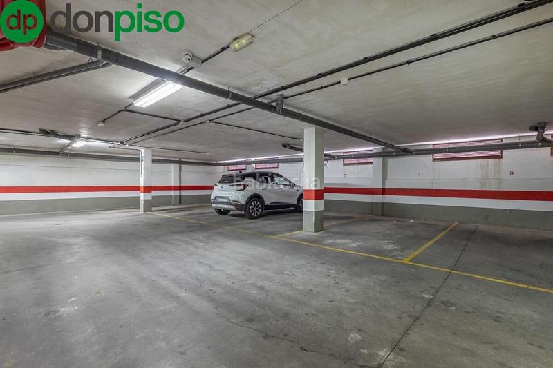 Foto 77092d88-0fcb-45fe-8405-ae0a31838712. Flat with heating parking pool in San Antón Armilla