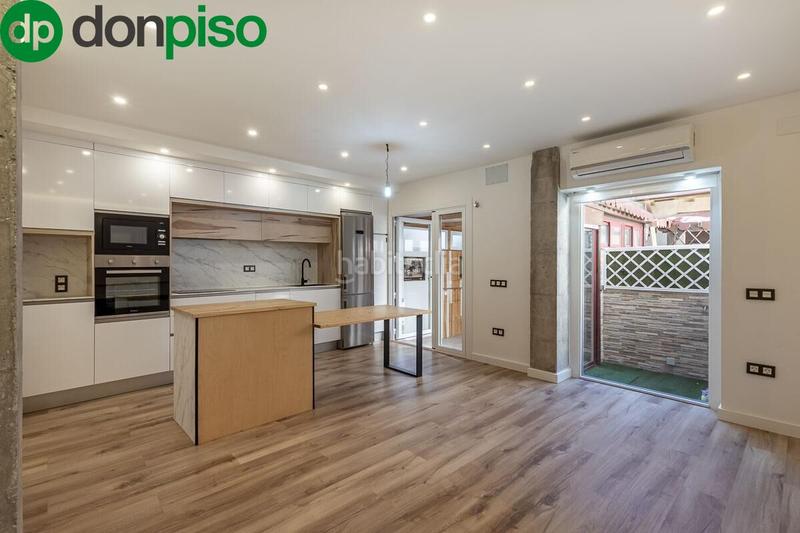 Foto 99929537-c2d7-41d6-aefb-b0b102df50cc. Flat with heating parking pool in San Antón Armilla