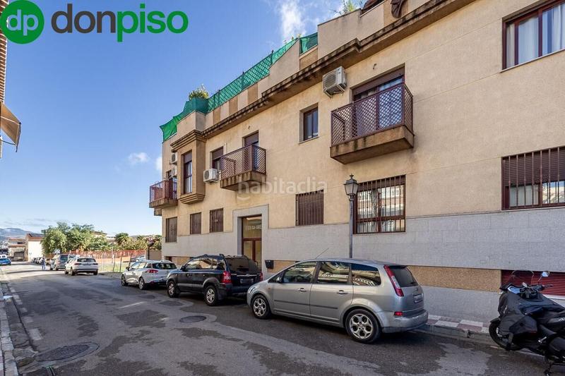 Foto ac4161c3-52df-4175-938f-dcb044b52299. Flat with heating parking pool in San Antón Armilla