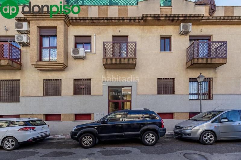 Foto b0f0acb9-5269-4a1b-b6f6-6a92b16cc5e1. Flat with heating parking pool in San Antón Armilla