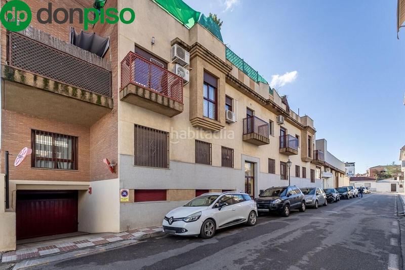 Foto dd00d281-c07a-4b1b-8092-c7d1eac99fb2. Flat with heating parking pool in San Antón Armilla