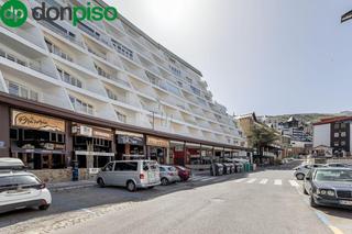 Apartment  Plaza prado llano, edificio montblanc, portal b, 3. Fantástica vivienda en sierra nevada a pocos metros de los remon