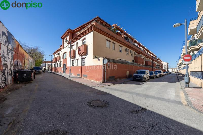 Foto 52bcaccf-8bf9-43b8-9169-f3ad6bc050ca. Flat in calle estac tranvias 22 in Residencial Triana - Barrio Alto Gabias (Las)