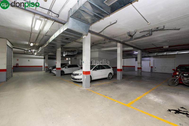 Foto ae93ed2b-49f3-44b7-962f-1e08db3d8ca2. Flat in calle estac tranvias 22 in Residencial Triana - Barrio Alto Gabias (Las)