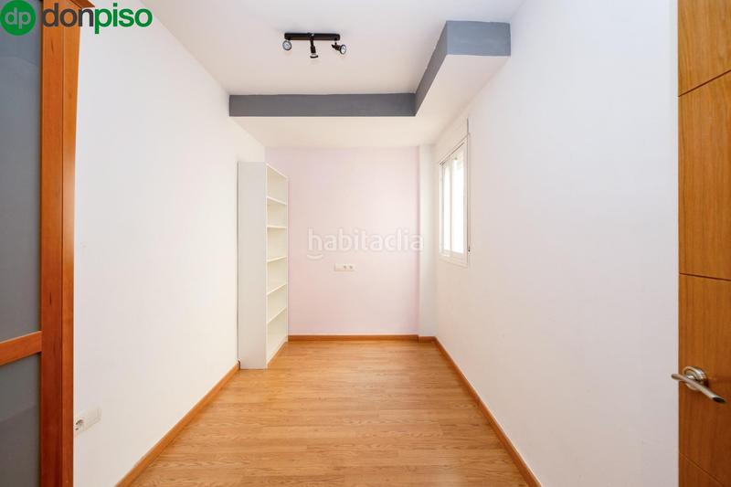 Foto b3fe8a65-4773-438c-91a7-b0d6c3941d6a. Flat in calle estac tranvias 22 in Residencial Triana - Barrio Alto Gabias (Las)