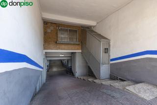 Aparcament cotxe  Calle calle fontiveros, 42. Fontiveros