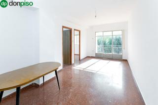 Piso en Calle calle de luz casanova, 7 7. Oportunidad única en calle luz casanova vivienda totalmente refo