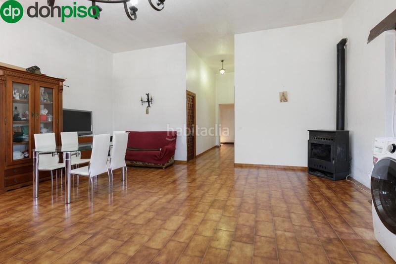 Foto e6edf428-afd6-47fc-aa32-a100ac8d375b. Casale con parcheggio in Rosaleda - Juventud Granada