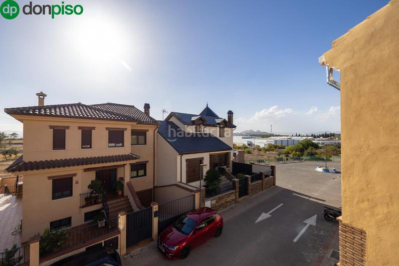 Foto 1f339421-937c-4339-9fb2-75564a9f6a20. Casa adossada amb aparcament piscina a Pulianas