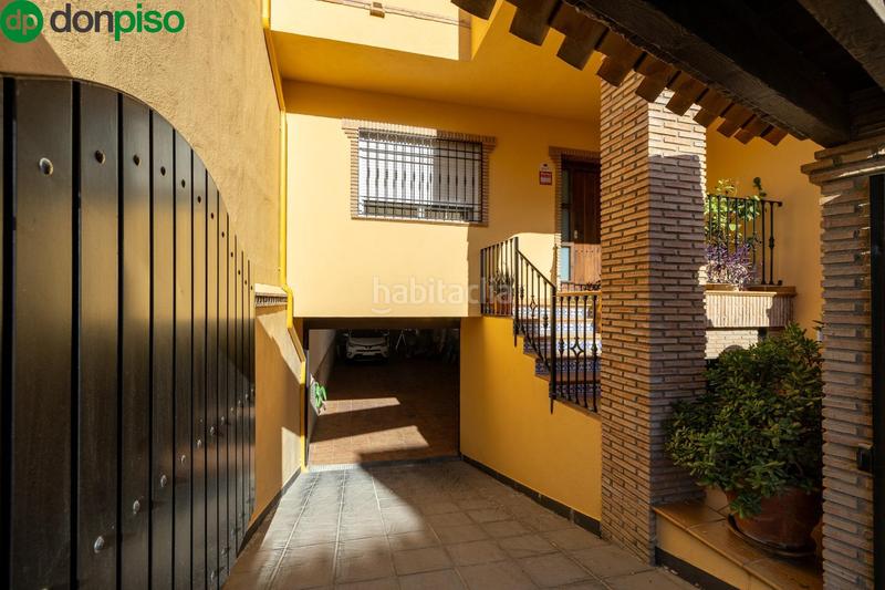 Foto 216011c0-8cea-4881-a43f-9e1229c82b45. Casa adossada amb aparcament piscina a Pulianas