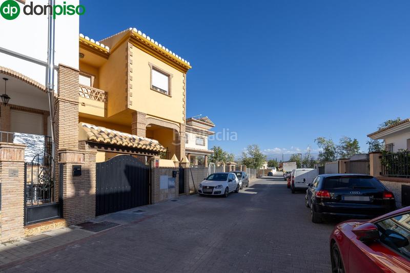 Foto 32f397e8-b3ff-4cff-8bd2-84ec7b915e3b. Casa adossada amb aparcament piscina a Pulianas