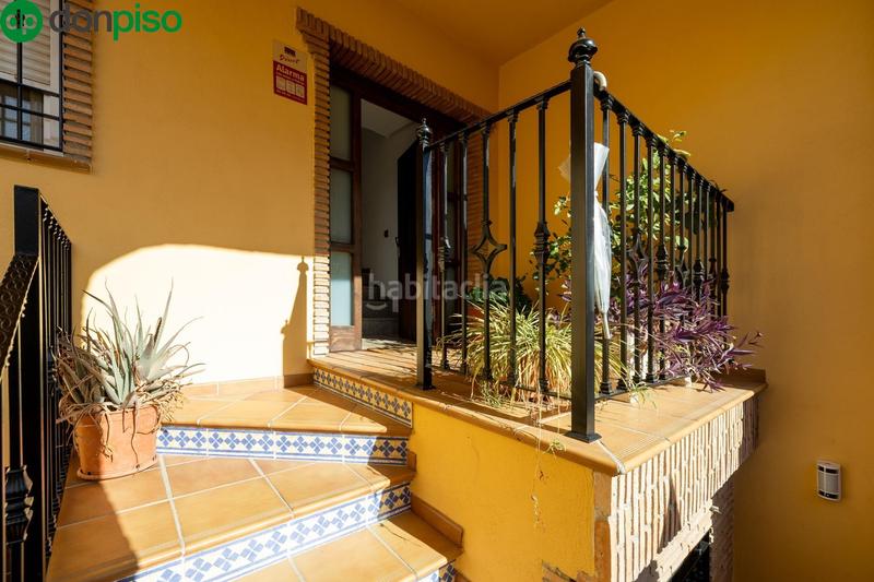 Foto aabffcbf-bc85-4609-93c2-e99aa61d39a1. Casa adossada amb aparcament piscina a Pulianas