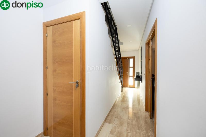 Foto db0cf297-a216-4de0-9b0c-560379ab9ab5. Casa adossada amb aparcament piscina a Pulianas