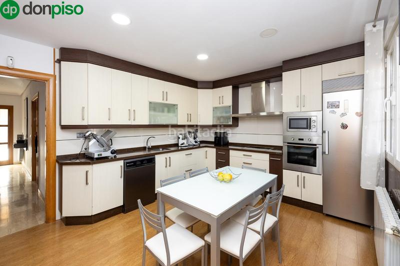 Foto f197b382-9649-4b3c-8758-ebe31a4e074f. Casa adossada amb aparcament piscina a Pulianas