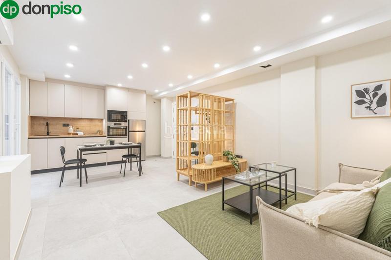 Foto 23e6e792-2436-4dd1-8506-c7353ebbc1f3. Office space with heating in La Trinidad Málaga