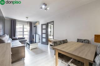 Etagenwohnung  Calle del padre manjón. Oportunidad! piso amplio, luminoso y listo para entrar a vivir.