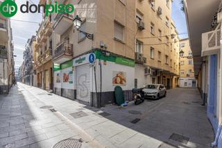 Locale commerciale in Calle San Miguel Alta