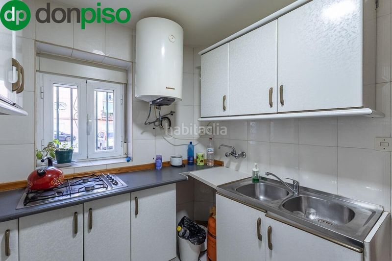 Foto bf8a5032-8f38-483a-a8a3-11a877b0da10. Pis a Barrio de Zaidín Granada