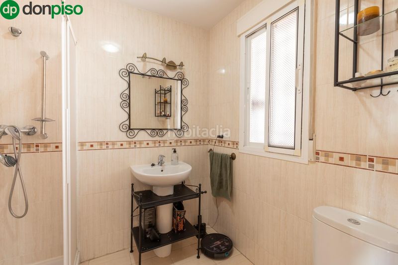 Foto 25b231ed-4f7f-4d4d-9fae-954d721fb441. Casa adossada amb calefacció aparcament a Ventas de Huelma