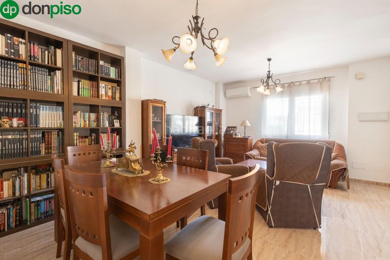 Foto 53dd00b0-c9fc-4d56-a6ee-e5f2b3eb93c6. Casa adossada amb calefacció aparcament a Ventas de Huelma