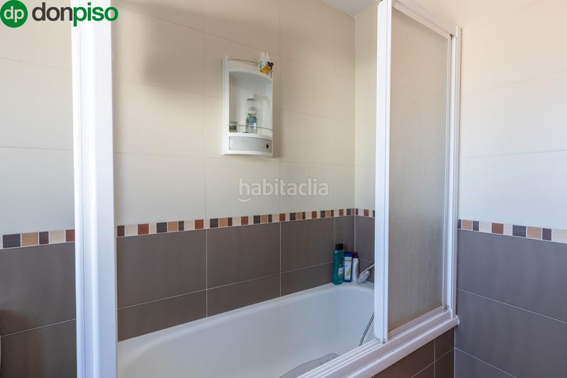 Foto ccf505fc-4981-4078-b5ff-3f84e3b4cfea. Casa adossada amb calefacció aparcament a Ventas de Huelma