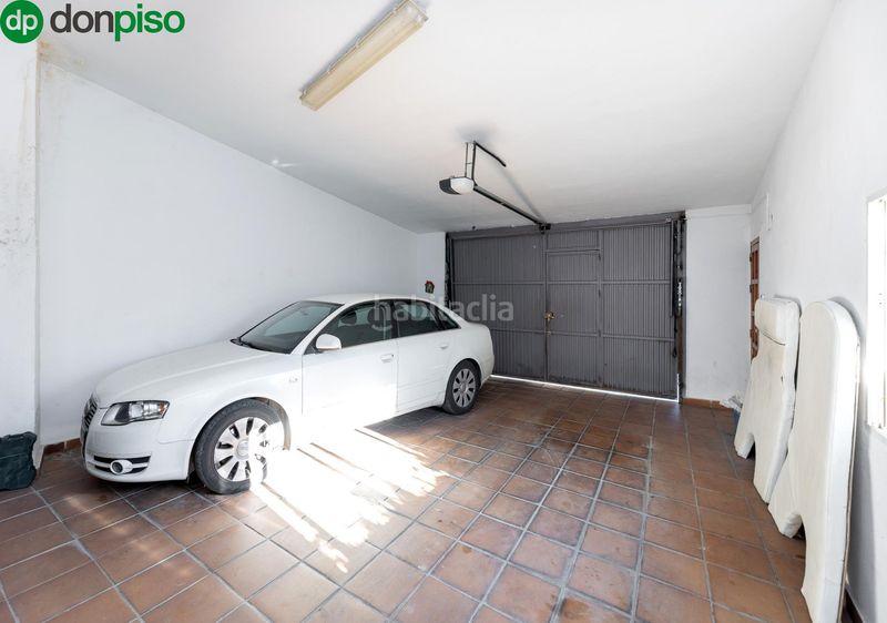 Foto 782482a3-e8f3-4bed-b6e0-fa48a934e505. Xalet a calle de las adelfas 14 a Cájar