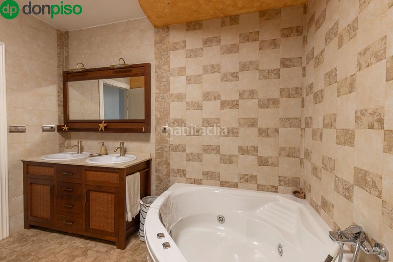 Foto 9b8462ac-20c8-4dab-9945-bd7fcdb96c1f. Maison jumelée dans calle de la amapola 51 dans Chauchina