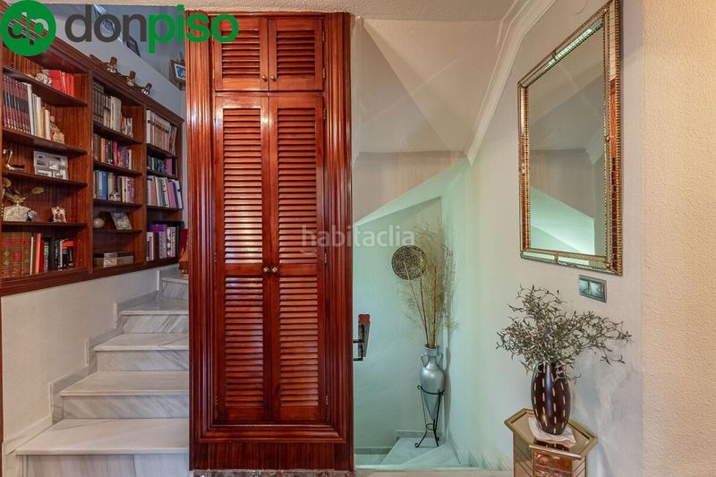 Foto 41827f3f-e6a1-45d5-8007-7e62b1ae5e12. Casa amb calefacció aparcament a Bola de Oro Granada
