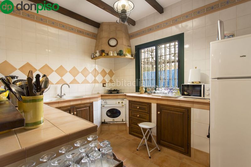 Foto cc4ef25f-b5f9-4c3f-87d7-bd402bbe3f28. Masia amb piscina a Chauchina